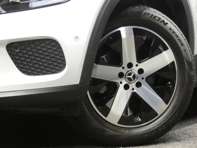 メルセデスベンツ GLB GLB180 ﾚｻﾞｰｴｸｽｸﾙｰｼﾌﾞ&ﾚｰﾀﾞｰｾｰﾌﾃｨPKG　meｺﾈｸﾄ 黒本革ｼｰﾄ/ﾋｰﾀｰ MBUXﾅﾋﾞ 地ﾃﾞｼﾞ 360度ｶﾒﾗ 純正ﾄﾞﾗﾚｺ ﾊﾟｰｸﾄﾛﾆｯｸｾﾝｻｰ 純正18ｲﾝﾁAW LEDﾍｯﾄﾞﾗｲﾄ ｱﾝﾋﾞｴﾝﾄﾗｲﾄ 自動ﾘｱｹﾞｰﾄ/ﾌｯﾄOP　2年保証付