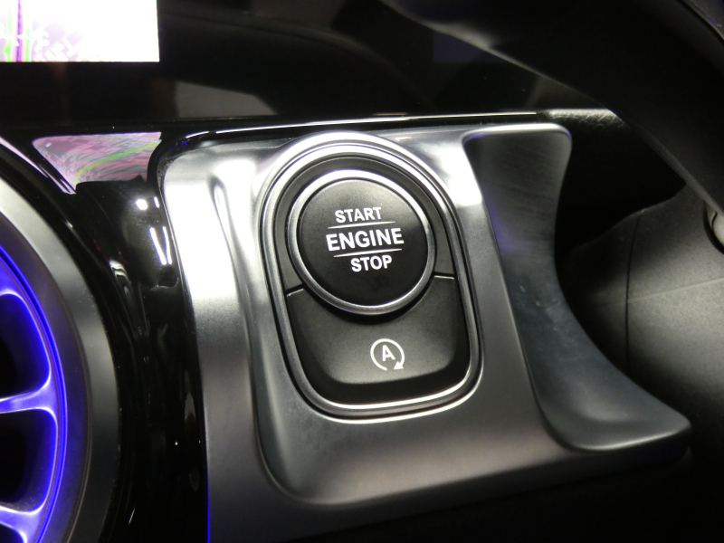 メルセデスベンツ GLB GLB180 ﾚｻﾞｰｴｸｽｸﾙｰｼﾌﾞ&ﾚｰﾀﾞｰｾｰﾌﾃｨPKG　meｺﾈｸﾄ 黒本革ｼｰﾄ/ﾋｰﾀｰ MBUXﾅﾋﾞ 地ﾃﾞｼﾞ 360度ｶﾒﾗ 純正ﾄﾞﾗﾚｺ ﾊﾟｰｸﾄﾛﾆｯｸｾﾝｻｰ 純正18ｲﾝﾁAW LEDﾍｯﾄﾞﾗｲﾄ ｱﾝﾋﾞｴﾝﾄﾗｲﾄ 自動ﾘｱｹﾞｰﾄ/ﾌｯﾄOP　2年保証付