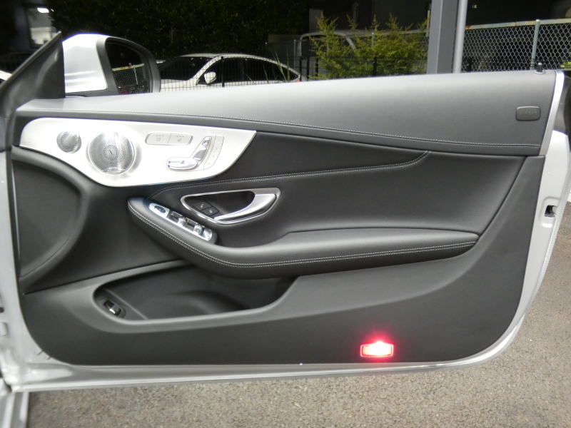 メルセデスベンツ Cクラス C300 ｶﾌﾞﾘｵﾚ ｽﾎﾟｰﾂ ﾚｰﾀﾞｰｾｰﾌﾃｨPKG　受注生産ﾓﾃﾞﾙ 9速AT AMGｴｱﾛ&19ｲﾝﾁｱﾙﾐ 黒本革 黒幌 HDDﾅﾋﾞ 地ﾃﾞｼﾞ Bｶﾒﾗ Bluetoothｵｰﾃﾞｨｵ 360ﾄﾞﾗﾚｺ LEDﾍｯﾄﾞﾗｲﾄ ｱﾀﾞﾌﾟﾃｨﾌﾞHB ｴｱﾊﾞﾗﾝｽPKG Burmesterｻﾗｳﾝﾄﾞ　2年保証付