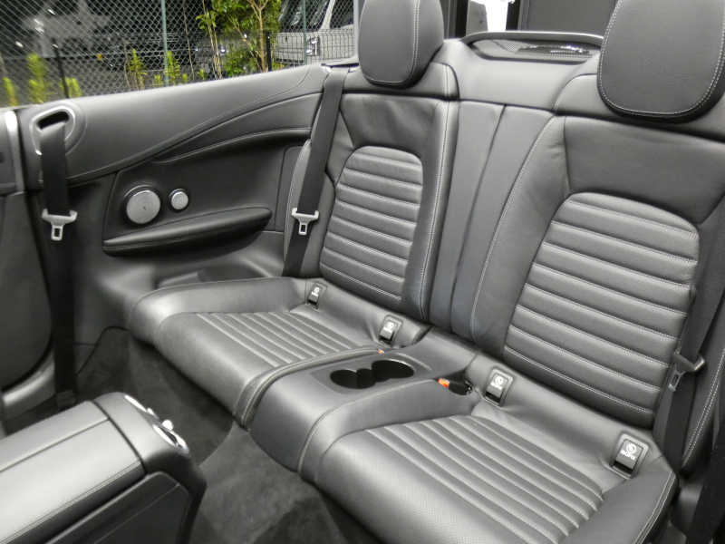 メルセデスベンツ Cクラス C300 ｶﾌﾞﾘｵﾚ ｽﾎﾟｰﾂ ﾚｰﾀﾞｰｾｰﾌﾃｨPKG　受注生産ﾓﾃﾞﾙ 9速AT AMGｴｱﾛ&19ｲﾝﾁｱﾙﾐ 黒本革 黒幌 HDDﾅﾋﾞ 地ﾃﾞｼﾞ Bｶﾒﾗ Bluetoothｵｰﾃﾞｨｵ 360ﾄﾞﾗﾚｺ LEDﾍｯﾄﾞﾗｲﾄ ｱﾀﾞﾌﾟﾃｨﾌﾞHB ｴｱﾊﾞﾗﾝｽPKG Burmesterｻﾗｳﾝﾄﾞ　2年保証付