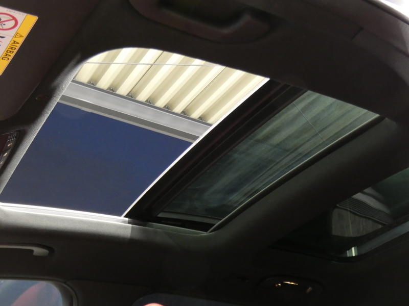 AMG GLC GLC43 4MATIC ﾚｻﾞｰｴｸｽｸﾙｰｼﾌﾞ&ﾚｰﾀﾞｰｾｰﾌﾃｨPKG　後期 390ps meｺﾈｸﾄ 赤黒革/ﾋｰﾀｰ ﾊﾟﾉﾗﾏｻﾝﾙｰﾌ MBUXﾅﾋﾞ 地ﾃﾞｼﾞ 360ｶﾒﾗ ﾍｯﾄﾞｱｯﾌﾟD 前後ﾄﾞﾗﾚｺ Burmester ｴｱﾊﾞﾗﾝｽPKG LEDﾍｯﾄﾞﾗｲﾄ AMGｴｱﾛ/20ｲﾝﾁAW　2年保証付