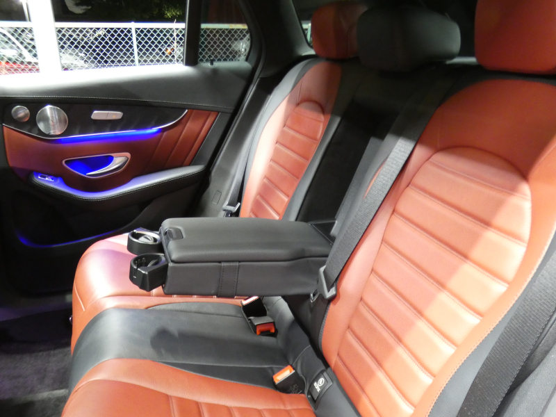 AMG GLC GLC43 4MATIC ﾚｻﾞｰｴｸｽｸﾙｰｼﾌﾞ&ﾚｰﾀﾞｰｾｰﾌﾃｨPKG　後期 390ps meｺﾈｸﾄ 赤黒革/ﾋｰﾀｰ ﾊﾟﾉﾗﾏｻﾝﾙｰﾌ MBUXﾅﾋﾞ 地ﾃﾞｼﾞ 360ｶﾒﾗ ﾍｯﾄﾞｱｯﾌﾟD 前後ﾄﾞﾗﾚｺ Burmester ｴｱﾊﾞﾗﾝｽPKG LEDﾍｯﾄﾞﾗｲﾄ AMGｴｱﾛ/20ｲﾝﾁAW　2年保証付