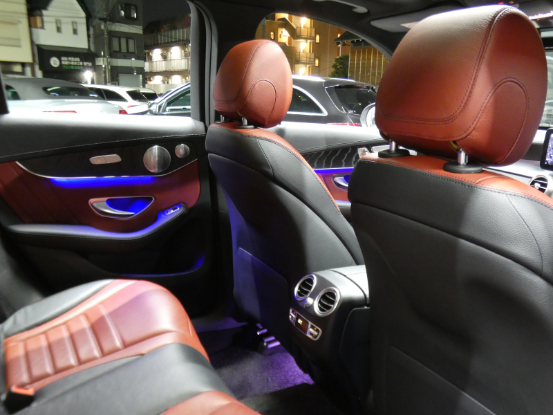 AMG GLC GLC43 4MATIC ﾚｻﾞｰｴｸｽｸﾙｰｼﾌﾞ&ﾚｰﾀﾞｰｾｰﾌﾃｨPKG　後期 390ps meｺﾈｸﾄ 赤黒革/ﾋｰﾀｰ ﾊﾟﾉﾗﾏｻﾝﾙｰﾌ MBUXﾅﾋﾞ 地ﾃﾞｼﾞ 360ｶﾒﾗ ﾍｯﾄﾞｱｯﾌﾟD 前後ﾄﾞﾗﾚｺ Burmester ｴｱﾊﾞﾗﾝｽPKG LEDﾍｯﾄﾞﾗｲﾄ AMGｴｱﾛ/20ｲﾝﾁAW　2年保証付