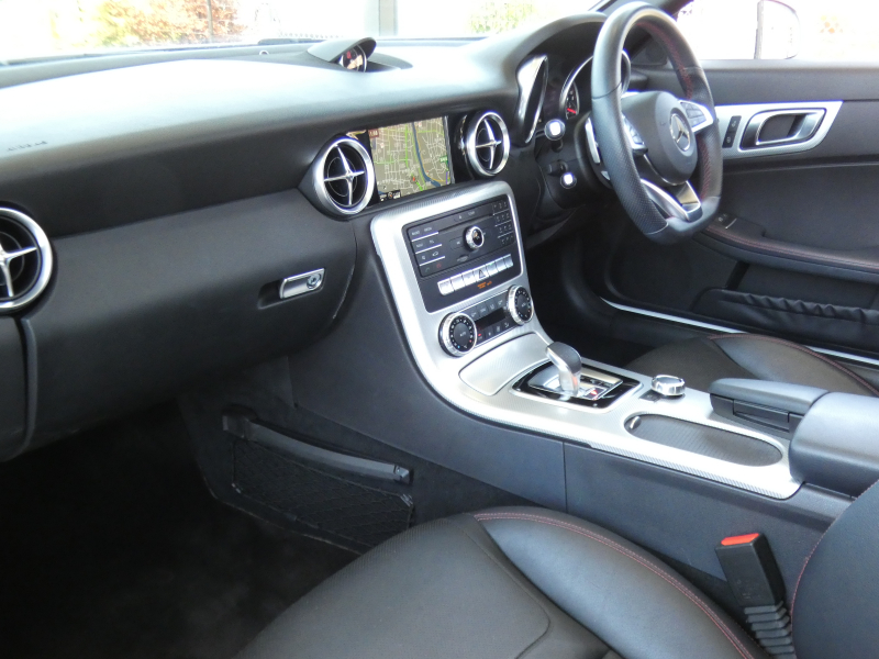 メルセデスベンツ SLCクラス SLC180 ｽﾎﾟｰﾂ ﾚｰﾀﾞｰｾｰﾌﾃｨPKG　9速AT AMGｴｱﾛ&18AW ｷｰﾚｽｺﾞｰ 黒本革ｼｰﾄ/ﾋｰﾀｰ HDDﾅﾋﾞ 地ﾃﾞｼﾞ Bｶﾒﾗ ﾀﾞｲﾅﾐｯｸｾﾚｸﾄ ﾀﾞｯｼｭﾎﾞｰﾄﾞｸﾛｯｸ LEDﾍｯﾄﾞﾗｲﾄ/ｱﾀﾞﾌﾟﾃｨﾌﾞHB 純正ﾄﾞﾗﾚｺ　2年保証付