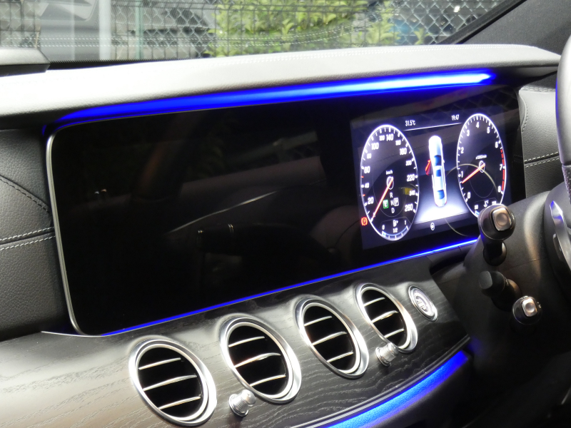 メルセデスベンツ Eクラス E200 ｱﾊﾞﾝｷﾞｬﾙﾄﾞ ｽﾎﾟｰﾂ ﾚｰﾀﾞｰｾｰﾌﾃｨPKG　1ｵｰﾅｰ AMGｴｱﾛ&19AW ﾚｻﾞｰARTICO/DINAMICAｺﾝﾋﾞｼｰﾄ HDDﾅﾋﾞ 地ﾃﾞｼﾞ AppleCarPlay 360度ｶﾒﾗ 純正ﾄﾞﾗﾚｺ LEDﾍｯﾄﾞﾗｲﾄ/ｵｰﾄHB ﾏﾙﾁｶﾗｰｱﾝﾋﾞｴﾝﾄﾗｲﾄ　2年保証付