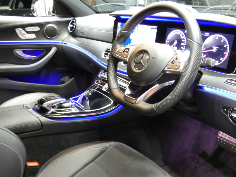 メルセデスベンツ Eクラス E200 ｱﾊﾞﾝｷﾞｬﾙﾄﾞ ｽﾎﾟｰﾂ ﾚｰﾀﾞｰｾｰﾌﾃｨPKG　1ｵｰﾅｰ AMGｴｱﾛ&19AW ﾚｻﾞｰARTICO/DINAMICAｺﾝﾋﾞｼｰﾄ HDDﾅﾋﾞ 地ﾃﾞｼﾞ AppleCarPlay 360度ｶﾒﾗ 純正ﾄﾞﾗﾚｺ LEDﾍｯﾄﾞﾗｲﾄ/ｵｰﾄHB ﾏﾙﾁｶﾗｰｱﾝﾋﾞｴﾝﾄﾗｲﾄ　2年保証付