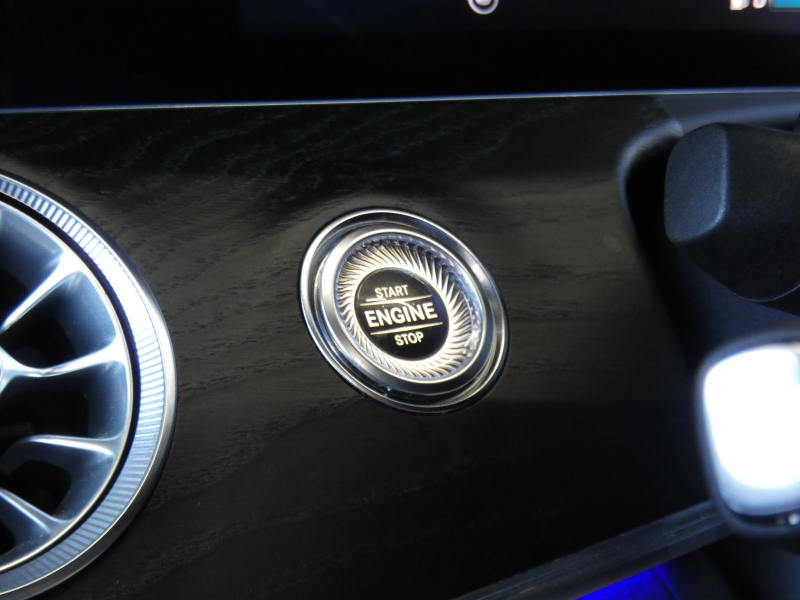 メルセデスベンツ Eクラス E300 ｸｰﾍﾟ ｽﾎﾟｰﾂ ｴｸｽｸﾙｰｼﾌﾞ&ﾚｰﾀﾞｰｾｰﾌﾃｨPKG　245ps AMGｴｱﾛ&19AW ﾄﾗﾝｸｽﾎﾟｲﾗｰ ｷｰﾚｽｺﾞｰ ﾅｯﾊﾟ黒革 ﾍﾞﾝﾁﾚｰﾀｰ&ﾏｯｻｰｼﾞ ﾊﾟﾉﾗﾏｻﾝﾙｰﾌ ﾅﾋﾞTV 360ｶﾒﾗ Aｶｰﾌﾟﾚｲ Burmester ﾍｯﾄﾞｱｯﾌﾟD ｴｱﾊﾞﾗﾝｽPKG ｵｰﾄﾄﾗﾝｸ　2年保証付