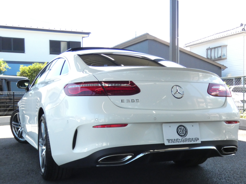 メルセデスベンツ Eクラス E300 ｸｰﾍﾟ ｽﾎﾟｰﾂ ｴｸｽｸﾙｰｼﾌﾞ&ﾚｰﾀﾞｰｾｰﾌﾃｨPKG　245ps AMGｴｱﾛ&19AW ﾄﾗﾝｸｽﾎﾟｲﾗｰ ｷｰﾚｽｺﾞｰ ﾅｯﾊﾟ黒革 ﾍﾞﾝﾁﾚｰﾀｰ&ﾏｯｻｰｼﾞ ﾊﾟﾉﾗﾏｻﾝﾙｰﾌ ﾅﾋﾞTV 360ｶﾒﾗ Aｶｰﾌﾟﾚｲ Burmester ﾍｯﾄﾞｱｯﾌﾟD ｴｱﾊﾞﾗﾝｽPKG ｵｰﾄﾄﾗﾝｸ　2年保証付