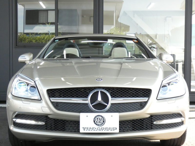 メルセデスベンツ SLKクラス SLK200 BL-EF ﾕｰﾃｨﾘﾃｨPKG　1ｵｰﾅｰ 希少ﾎﾞﾃﾞｨ&ｲﾝﾃﾘｱｶﾗｰ ｷｰﾚｽｺﾞｰ ﾍﾞｰｼﾞｭ革ｼｰﾄ/ﾋｰﾀｰ/ｴｱｽｶｰﾌ HDDﾅﾋﾞ 地ﾃﾞｼﾞ BTｵｰﾃﾞｨｵ ﾊﾟﾄﾞﾙｼﾌﾄ ﾊﾟｰｸﾄﾛﾆｯｸｾﾝｻｰ ｱﾃﾝｼｮﾝｱｼｽﾄ ｸﾙｰｽﾞｺﾝﾄﾛｰﾙ 純正17ｲﾝﾁAW　2年保証付