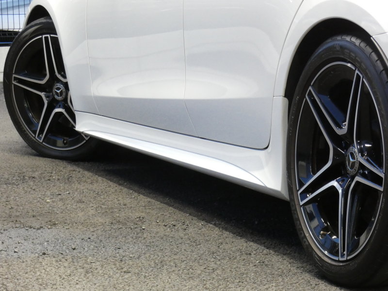 メルセデスベンツ CLS CLS450 4MATIC スポーツ エクスクルーシブ&レーダーセーフティPKG 1オーナー ISG搭載 AMGエアロ&19AW 赤黒ナッパレザー/ベンチレーター/マッサージ サンルーフ ナビTV Appleカープレイ 360度カメラ ドラレコ Burmester ヘッドアップD エアバランスPKG 自動トランク LEDライト 2年保証付