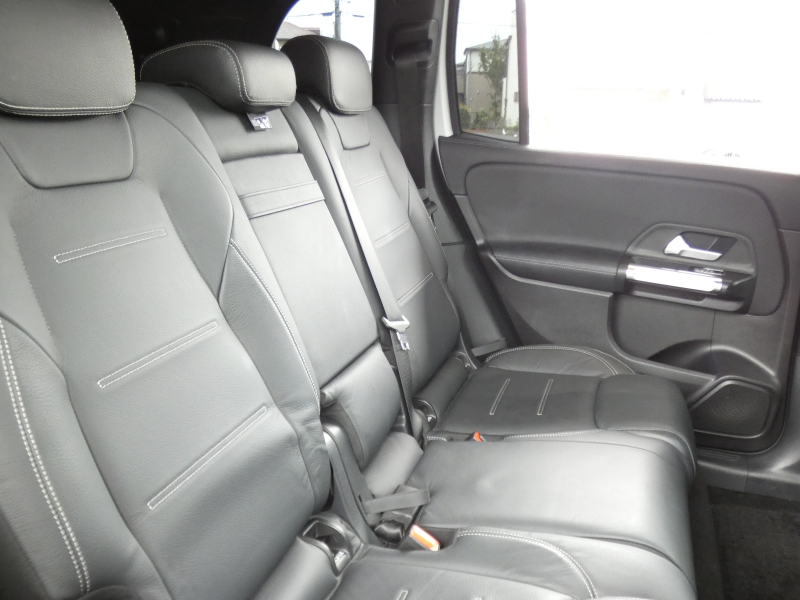 メルセデスベンツ GLB GLB250 4MATIC ｽﾎﾟｰﾂ ﾚｰﾀﾞｰｾｰﾌﾃｨPKG　meｺﾈｸﾄ ｷｰﾚｽｺﾞｰ AMGｴｱﾛ&20ｲﾝﾁAW 黒本革ｼｰﾄ MBUXﾅﾋﾞ 地ﾃﾞｼﾞ 360度ｶﾒﾗ ﾀﾞｲﾅﾐｯｸｾﾚｸﾄ ﾊﾟﾄﾞﾙｼﾌﾄ ﾃﾞｼﾞﾀﾙｲﾝﾅｰﾐﾗｰ/前後ﾄﾞﾗﾚｺ 自動ﾘｱｹﾞｰﾄ LEDﾍｯﾄﾞﾗｲﾄ ｵｰﾄHB　2年保証付