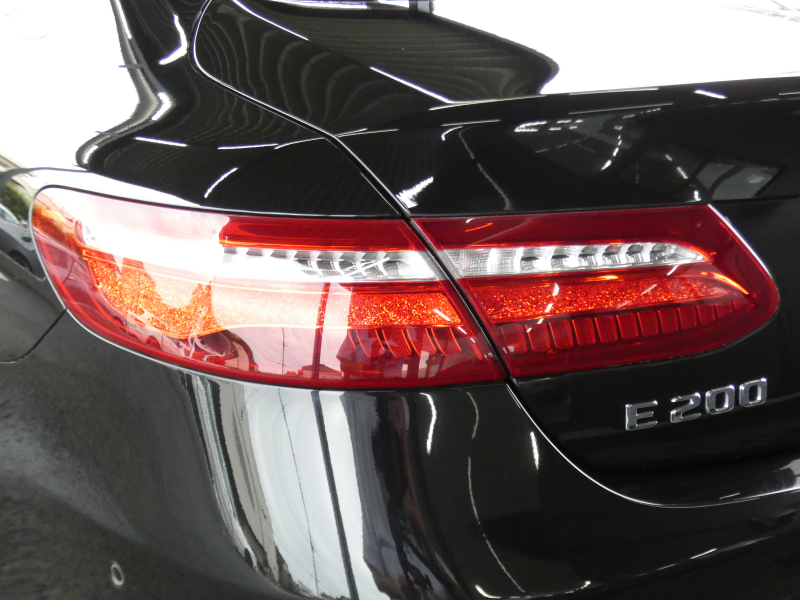 メルセデスベンツ Eクラス E200 ｸｰﾍﾟ ｽﾎﾟｰﾂ ﾚｻﾞｰ&ﾚｰﾀﾞｰｾｰﾌﾃｨPKG　1ｵｰﾅｰ AMGｴｱﾛ&19AW ｷｰﾚｽｺﾞｰ ﾅｯﾊﾟ黒革/ｼｰﾄﾋｰﾀｰ ﾊﾟﾉﾗﾏｻﾝﾙｰﾌ ﾅﾋﾞTV 360度ｶﾒﾗ Aｶｰﾌﾟﾚｲ 純正ﾄﾞﾗﾚｺ Burmester ﾍｯﾄﾞｱｯﾌﾟD ｴｱﾊﾞﾗﾝｽPKG LEDﾍｯﾄﾞﾗｲﾄ/ｵｰﾄHB　2年保証付