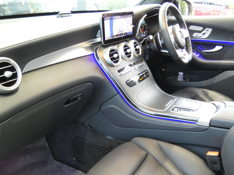 AMG GLCクーペ GLC43 4MATIC ｸｰﾍﾟ ﾚｻﾞｰｴｸｽｸﾙｰｼﾌﾞ&ﾚｰﾀﾞｰｾｰﾌﾃｨPKG　後期 390ps meｺﾈｸﾄ 黒革/ﾋｰﾀｰ/ﾍﾞﾝﾁﾚｰﾀｰ/ﾏｯｻｰｼﾞ ｻﾝﾙｰﾌ MBUXﾅﾋﾞ 地ﾃﾞｼﾞ 360ｶﾒﾗ ﾍｯﾄﾞｱｯﾌﾟD 360度ﾄﾞﾗﾚｺ Burmester ｴｱﾊﾞﾗﾝｽPKG LEDﾍｯﾄﾞﾗｲﾄ AMGｴｱﾛ/20ｲﾝﾁAW　2年保証付