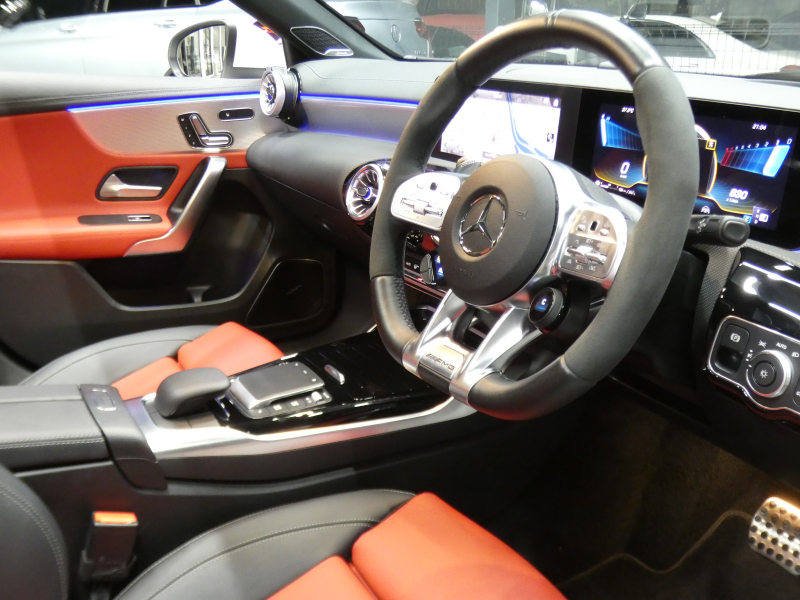 AMG Aクラス A45 S 4MATIC+ ｱﾄﾞﾊﾞﾝｽﾄﾞ&ﾅﾋﾞｹﾞｰｼｮﾝ&ﾚｰﾀﾞｰｾｰﾌﾃｨPKG　421ps AMGﾊﾟﾌｫｰﾏﾝｽｽﾃｱﾘﾝｸﾞ AMGｴｱﾛ&19ｲﾝﾁAW 赤黒革/ﾋｰﾀｰ ﾊﾟﾉﾗﾏSR MBUXﾅﾋﾞ 地ﾃﾞｼﾞ 360ｶﾒﾗ F&R&360度ﾄﾞﾗﾚｺ Burmester ﾍｯﾄﾞｱｯﾌﾟD LEDﾍｯﾄﾞﾗｲﾄ　新車保証継承可能