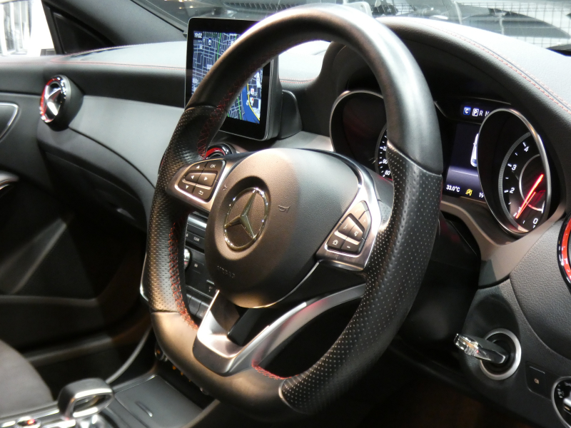 AMG CLAクラス CLA45 4MATIC ﾚｰｼﾝｸﾞｴﾃﾞｨｼｮﾝ ﾚｰﾀﾞｰｾｰﾌﾃｨPKG　後期 1ｵｰﾅｰ 90台限定車 381ps 半革 ﾅﾋﾞTV Aｶｰﾌﾟﾚｲ Bｶﾒﾗ ﾀﾞｲﾅﾐｯｸｾﾚｸﾄ LEDﾗｲﾄ ｱﾀﾞﾌﾟﾃｨﾌﾞHB ﾊﾟﾄﾞﾙｼﾌﾄ AMGｴｱﾛ&18ｲﾝﾁAW　2年保証付