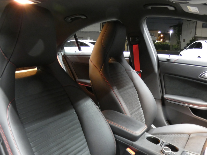 AMG CLAクラス CLA45 4MATIC ﾚｰｼﾝｸﾞｴﾃﾞｨｼｮﾝ ﾚｰﾀﾞｰｾｰﾌﾃｨPKG　後期 1ｵｰﾅｰ 90台限定車 381ps 半革 ﾅﾋﾞTV Aｶｰﾌﾟﾚｲ Bｶﾒﾗ ﾀﾞｲﾅﾐｯｸｾﾚｸﾄ LEDﾗｲﾄ ｱﾀﾞﾌﾟﾃｨﾌﾞHB ﾊﾟﾄﾞﾙｼﾌﾄ AMGｴｱﾛ&18ｲﾝﾁAW　2年保証付