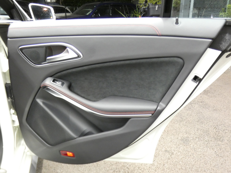 AMG CLAクラス CLA45 4MATIC ﾚｰｼﾝｸﾞｴﾃﾞｨｼｮﾝ ﾚｰﾀﾞｰｾｰﾌﾃｨPKG　後期 1ｵｰﾅｰ 90台限定車 381ps 半革 ﾅﾋﾞTV Aｶｰﾌﾟﾚｲ Bｶﾒﾗ ﾀﾞｲﾅﾐｯｸｾﾚｸﾄ LEDﾗｲﾄ ｱﾀﾞﾌﾟﾃｨﾌﾞHB ﾊﾟﾄﾞﾙｼﾌﾄ AMGｴｱﾛ&18ｲﾝﾁAW　2年保証付