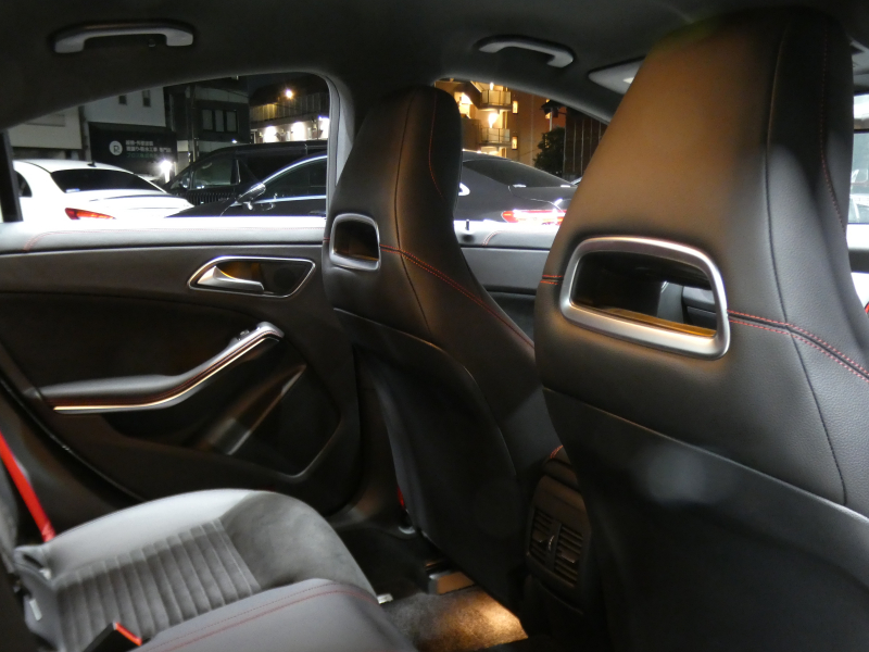 AMG CLAクラス CLA45 4MATIC ﾚｰｼﾝｸﾞｴﾃﾞｨｼｮﾝ ﾚｰﾀﾞｰｾｰﾌﾃｨPKG　後期 1ｵｰﾅｰ 90台限定車 381ps 半革 ﾅﾋﾞTV Aｶｰﾌﾟﾚｲ Bｶﾒﾗ ﾀﾞｲﾅﾐｯｸｾﾚｸﾄ LEDﾗｲﾄ ｱﾀﾞﾌﾟﾃｨﾌﾞHB ﾊﾟﾄﾞﾙｼﾌﾄ AMGｴｱﾛ&18ｲﾝﾁAW　2年保証付