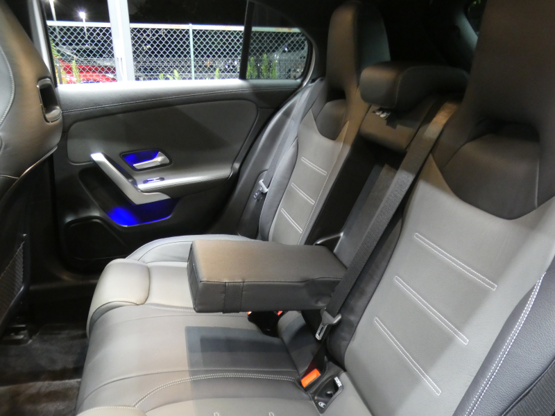 AMG Aクラス A35 4MATIC AMGｱﾄﾞﾊﾞﾝｽﾄﾞ&ﾅﾋﾞｹﾞｰｼｮﾝ&ﾚｰﾀﾞｰｾｰﾌﾃｨPKG　meｺﾈｸﾄ AMGﾊﾟﾌｫｰﾏﾝｽｽﾃｱﾘﾝｸﾞ&ｽｲｯﾁ AMGｴｱﾛ 18ｲﾝﾁAW 灰黒革 ﾊﾟﾉﾗﾏｻﾝﾙｰﾌ MBUXﾅﾋﾞ 360ｶﾒﾗ ﾍｯﾄﾞｱｯﾌﾟD 液晶ﾒｰﾀｰ 純正ﾄﾞﾗﾚｺ LEDﾍｯﾄﾞﾗｲﾄ　2年保証付