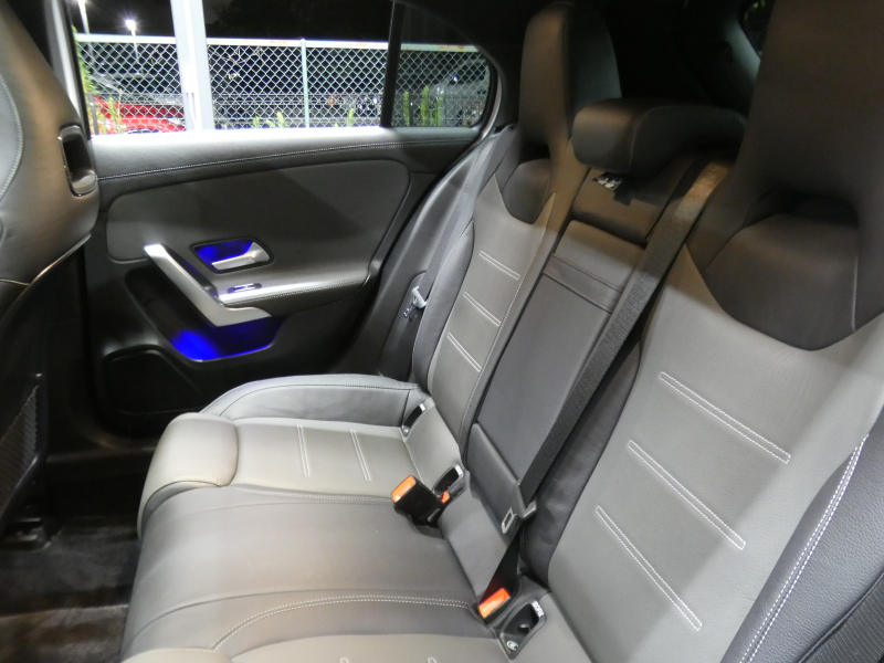 AMG Aクラス A35 4MATIC AMGｱﾄﾞﾊﾞﾝｽﾄﾞ&ﾅﾋﾞｹﾞｰｼｮﾝ&ﾚｰﾀﾞｰｾｰﾌﾃｨPKG　meｺﾈｸﾄ AMGﾊﾟﾌｫｰﾏﾝｽｽﾃｱﾘﾝｸﾞ&ｽｲｯﾁ AMGｴｱﾛ 18ｲﾝﾁAW 灰黒革 ﾊﾟﾉﾗﾏｻﾝﾙｰﾌ MBUXﾅﾋﾞ 360ｶﾒﾗ ﾍｯﾄﾞｱｯﾌﾟD 液晶ﾒｰﾀｰ 純正ﾄﾞﾗﾚｺ LEDﾍｯﾄﾞﾗｲﾄ　2年保証付