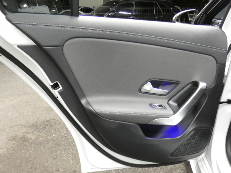 AMG Aクラス A35 4MATIC AMGｱﾄﾞﾊﾞﾝｽﾄﾞ&ﾅﾋﾞｹﾞｰｼｮﾝ&ﾚｰﾀﾞｰｾｰﾌﾃｨPKG　meｺﾈｸﾄ AMGﾊﾟﾌｫｰﾏﾝｽｽﾃｱﾘﾝｸﾞ&ｽｲｯﾁ AMGｴｱﾛ 18ｲﾝﾁAW 灰黒革 ﾊﾟﾉﾗﾏｻﾝﾙｰﾌ MBUXﾅﾋﾞ 360ｶﾒﾗ ﾍｯﾄﾞｱｯﾌﾟD 液晶ﾒｰﾀｰ 純正ﾄﾞﾗﾚｺ LEDﾍｯﾄﾞﾗｲﾄ　2年保証付