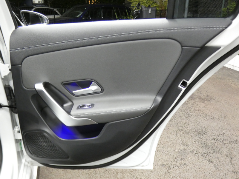 AMG Aクラス A35 4MATIC AMGｱﾄﾞﾊﾞﾝｽﾄﾞ&ﾅﾋﾞｹﾞｰｼｮﾝ&ﾚｰﾀﾞｰｾｰﾌﾃｨPKG　meｺﾈｸﾄ AMGﾊﾟﾌｫｰﾏﾝｽｽﾃｱﾘﾝｸﾞ&ｽｲｯﾁ AMGｴｱﾛ 18ｲﾝﾁAW 灰黒革 ﾊﾟﾉﾗﾏｻﾝﾙｰﾌ MBUXﾅﾋﾞ 360ｶﾒﾗ ﾍｯﾄﾞｱｯﾌﾟD 液晶ﾒｰﾀｰ 純正ﾄﾞﾗﾚｺ LEDﾍｯﾄﾞﾗｲﾄ　2年保証付