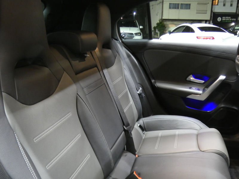 AMG Aクラス A35 4MATIC AMGｱﾄﾞﾊﾞﾝｽﾄﾞ&ﾅﾋﾞｹﾞｰｼｮﾝ&ﾚｰﾀﾞｰｾｰﾌﾃｨPKG　meｺﾈｸﾄ AMGﾊﾟﾌｫｰﾏﾝｽｽﾃｱﾘﾝｸﾞ&ｽｲｯﾁ AMGｴｱﾛ 18ｲﾝﾁAW 灰黒革 ﾊﾟﾉﾗﾏｻﾝﾙｰﾌ MBUXﾅﾋﾞ 360ｶﾒﾗ ﾍｯﾄﾞｱｯﾌﾟD 液晶ﾒｰﾀｰ 純正ﾄﾞﾗﾚｺ LEDﾍｯﾄﾞﾗｲﾄ　2年保証付