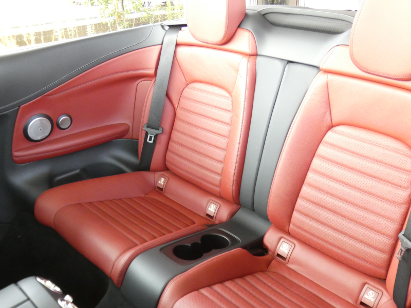 AMG Cクラス C43 4MATIC ｶﾌﾞﾘｵﾚ ﾚｰﾀﾞｰｾｰﾌﾃｨPKG　後期 390ps meｺﾈｸﾄ 社外ｴｸﾞｿﾞｰｽﾄ 赤本革 赤幌 HDDﾅﾋﾞ 地ﾃﾞｼﾞ Appleｶｰﾌﾟﾚｲ ﾍｯﾄﾞｱｯﾌﾟD Burmester ﾏﾙﾁﾋﾞｰﾑLEDﾍｯﾄﾞﾗｲﾄ ｱﾝﾋﾞｴﾝﾄｴｱｱｳﾄﾚｯﾄ　2年保証付