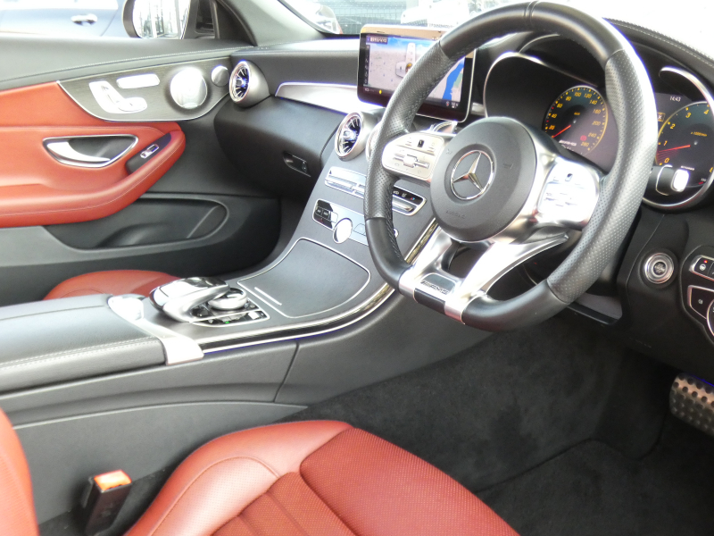 AMG Cクラス C43 4MATIC ｶﾌﾞﾘｵﾚ ﾚｰﾀﾞｰｾｰﾌﾃｨPKG　後期 390ps meｺﾈｸﾄ 社外ｴｸﾞｿﾞｰｽﾄ 赤本革 赤幌 HDDﾅﾋﾞ 地ﾃﾞｼﾞ Appleｶｰﾌﾟﾚｲ ﾍｯﾄﾞｱｯﾌﾟD Burmester ﾏﾙﾁﾋﾞｰﾑLEDﾍｯﾄﾞﾗｲﾄ ｱﾝﾋﾞｴﾝﾄｴｱｱｳﾄﾚｯﾄ　2年保証付