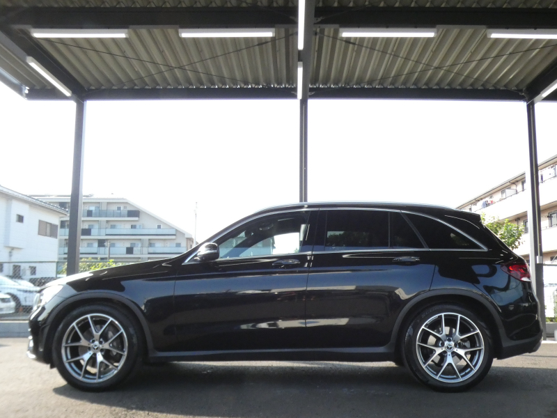 メルセデスベンツ GLC GLC300 4MATIC AMGﾗｲﾝ ﾚｻﾞｰｴｸｽｸﾙｰｼﾌﾞ&ﾚｰﾀﾞｰｾｰﾌﾃｨPKG　後期 1ｵｰﾅｰ meｺﾈｸﾄ 黒本革 ｼｰﾄﾋｰﾀｰ&ﾍﾞﾝﾁﾚｰﾀｰ ﾊﾟﾉﾗﾏSR MBUXﾅﾋﾞTV Aｶｰﾌﾟﾚｲ 360ｶﾒﾗ ﾍｯﾄﾞｱｯﾌﾟD ｴｱﾊﾞﾗﾝｽPKG 前後ﾄﾞﾗﾚｺ AMGｴｱﾛ&20ｲﾝﾁAW　2年保証付