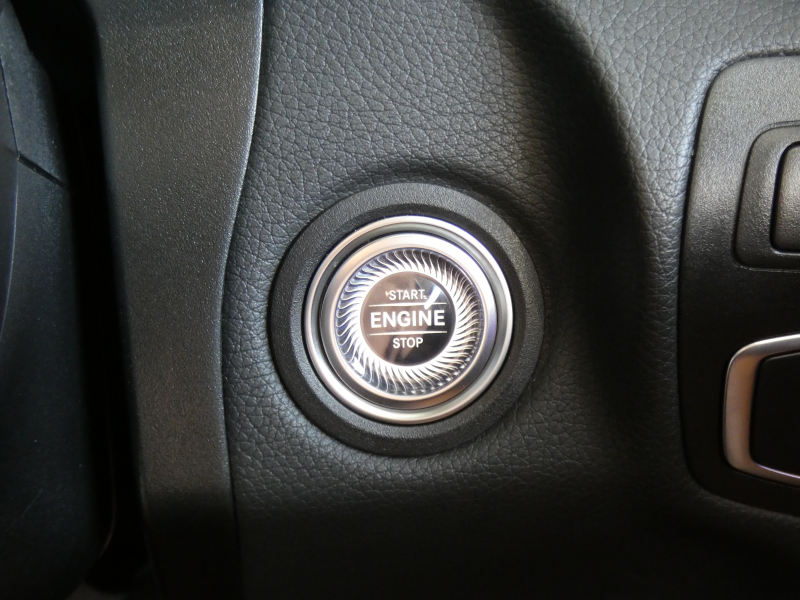 メルセデスベンツ GLC GLC300 4MATIC AMGﾗｲﾝ ﾚｻﾞｰｴｸｽｸﾙｰｼﾌﾞ&ﾚｰﾀﾞｰｾｰﾌﾃｨPKG　後期 1ｵｰﾅｰ meｺﾈｸﾄ 黒本革 ｼｰﾄﾋｰﾀｰ&ﾍﾞﾝﾁﾚｰﾀｰ ﾊﾟﾉﾗﾏSR MBUXﾅﾋﾞTV Aｶｰﾌﾟﾚｲ 360ｶﾒﾗ ﾍｯﾄﾞｱｯﾌﾟD ｴｱﾊﾞﾗﾝｽPKG 前後ﾄﾞﾗﾚｺ AMGｴｱﾛ&20ｲﾝﾁAW　2年保証付