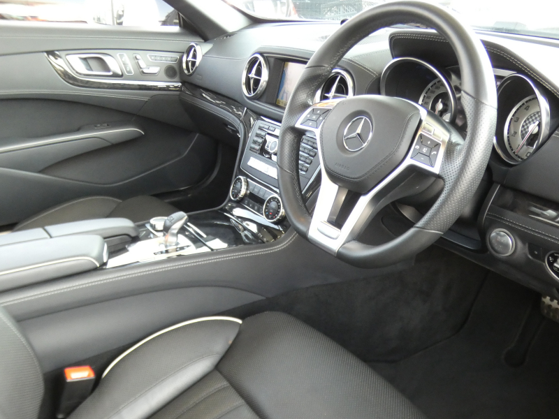 メルセデスベンツ SLクラス SL350  BL-EF AMGｽﾎﾟｰﾂ&ﾚｰﾀﾞｰｾｰﾌﾃｨPKG　ﾏｼﾞｯｸｽｶｲﾙｰﾌ AMGｴｱﾛ&19AW ﾊﾟﾅﾒﾘｶｰﾅｸﾞﾘﾙ ｷｰﾚｽｺﾞｰ 黒本革ｼｰﾄ HDDﾅﾋﾞ 地ﾃﾞｼﾞ Bｶﾒﾗ ﾊﾟｰｸﾄﾛﾆｯｸ ﾄﾞﾗﾚｺ ｵｰﾄﾄﾗﾝｸ ﾏﾙﾁｶﾗｰｱﾝﾋﾞｴﾝﾄ　2年保証付