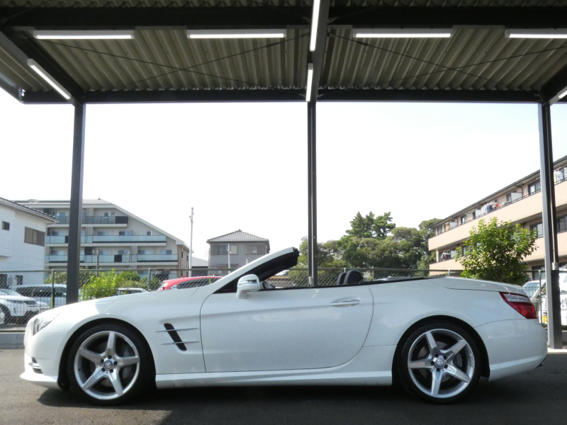 メルセデスベンツ SLクラス SL350  BL-EF AMGｽﾎﾟｰﾂ&ﾚｰﾀﾞｰｾｰﾌﾃｨPKG　ﾏｼﾞｯｸｽｶｲﾙｰﾌ AMGｴｱﾛ&19AW ﾊﾟﾅﾒﾘｶｰﾅｸﾞﾘﾙ ｷｰﾚｽｺﾞｰ 黒本革ｼｰﾄ HDDﾅﾋﾞ 地ﾃﾞｼﾞ Bｶﾒﾗ ﾊﾟｰｸﾄﾛﾆｯｸ ﾄﾞﾗﾚｺ ｵｰﾄﾄﾗﾝｸ ﾏﾙﾁｶﾗｰｱﾝﾋﾞｴﾝﾄ　2年保証付