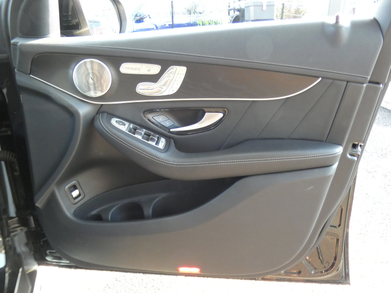 AMG GLCクーペ GLC43 4MATIC ｸｰﾍﾟ ﾚｻﾞｰｴｸｽｸﾙｰｼﾌﾞ&ﾚｰﾀﾞｰｾｰﾌﾃｨPKG　9AT AMGｴｱﾛ&20ｲﾝﾁAW 黒本革ｼｰﾄ/前後ﾋｰﾀｰ ｻﾝﾙｰﾌ HDDﾅﾋﾞTV 360度ｶﾒﾗ Burmester LEDﾍｯﾄﾞﾗｲﾄ ｵｰﾄﾘｱｹﾞｰﾄ/ﾌｯﾄOP ｴｱﾊﾞﾗﾝｽPKG　2年保証付