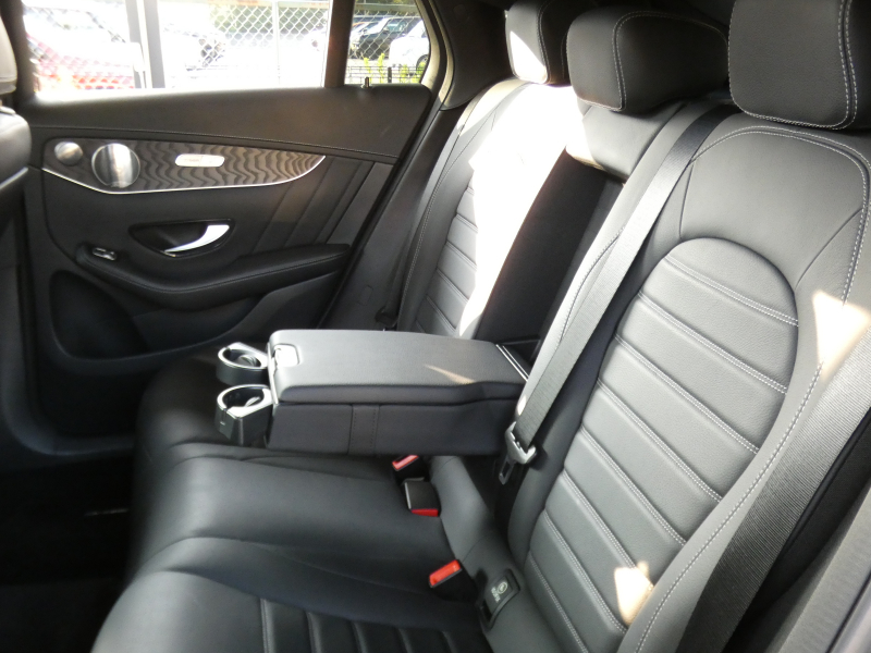 AMG GLCクーペ GLC43 4MATIC ｸｰﾍﾟ ﾚｻﾞｰｴｸｽｸﾙｰｼﾌﾞ&ﾚｰﾀﾞｰｾｰﾌﾃｨPKG　9AT AMGｴｱﾛ&20ｲﾝﾁAW 黒本革ｼｰﾄ/前後ﾋｰﾀｰ ｻﾝﾙｰﾌ HDDﾅﾋﾞTV 360度ｶﾒﾗ Burmester LEDﾍｯﾄﾞﾗｲﾄ ｵｰﾄﾘｱｹﾞｰﾄ/ﾌｯﾄOP ｴｱﾊﾞﾗﾝｽPKG　2年保証付