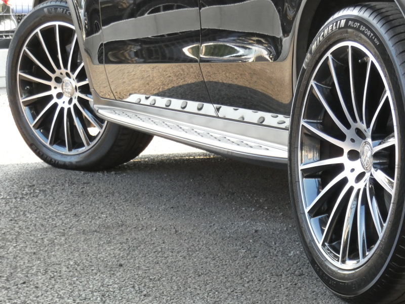 AMG GLCクーペ GLC43 4MATIC ｸｰﾍﾟ ﾚｻﾞｰｴｸｽｸﾙｰｼﾌﾞ&ﾚｰﾀﾞｰｾｰﾌﾃｨPKG　9AT AMGｴｱﾛ&20ｲﾝﾁAW 黒本革ｼｰﾄ/前後ﾋｰﾀｰ ｻﾝﾙｰﾌ HDDﾅﾋﾞTV 360度ｶﾒﾗ Burmester LEDﾍｯﾄﾞﾗｲﾄ ｵｰﾄﾘｱｹﾞｰﾄ/ﾌｯﾄOP ｴｱﾊﾞﾗﾝｽPKG　2年保証付