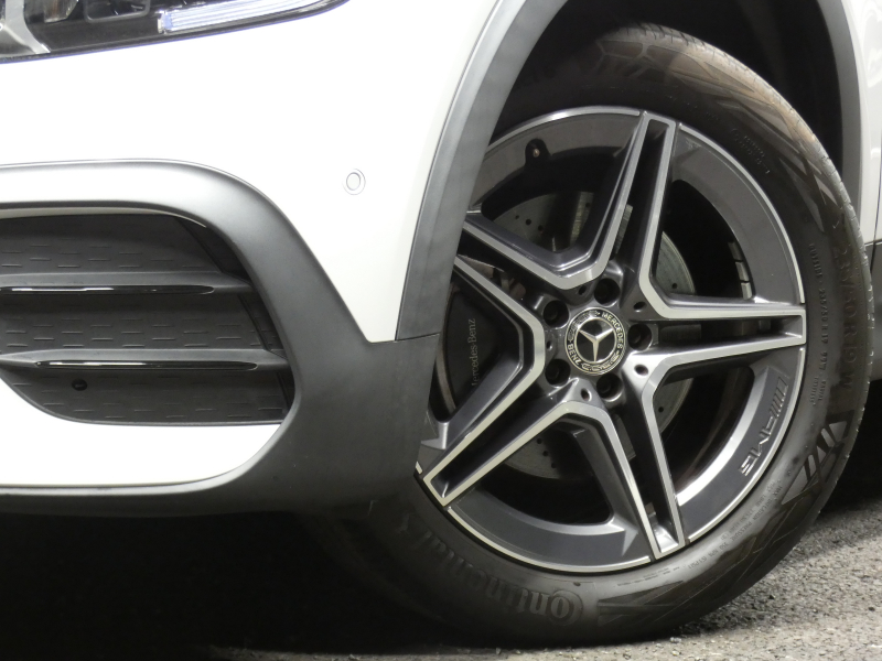 メルセデスベンツ GLB GLB180 AMGﾗｲﾝ ﾚｻﾞｰｴｸｽｸﾙｰｼﾌﾞ&ｱﾄﾞﾊﾞﾝｽﾄﾞPKG　meｺﾈｸﾄ AMGｴｱﾛ&19AW 赤黒革ｼｰﾄ ﾊﾟﾉﾗﾏｻﾝﾙｰﾌ MBUXﾅﾋﾞ 360度ｶﾒﾗ 純正ﾄﾞﾗﾚｺ ｱﾄﾞﾊﾞﾝｽﾄﾞｻｳﾝﾄﾞ ﾍｯﾄﾞｱｯﾌﾟD ﾜｲﾔﾚｽﾁｬｰｼﾞ LEDﾗｲﾄ/ｵｰﾄHB　2年保証付