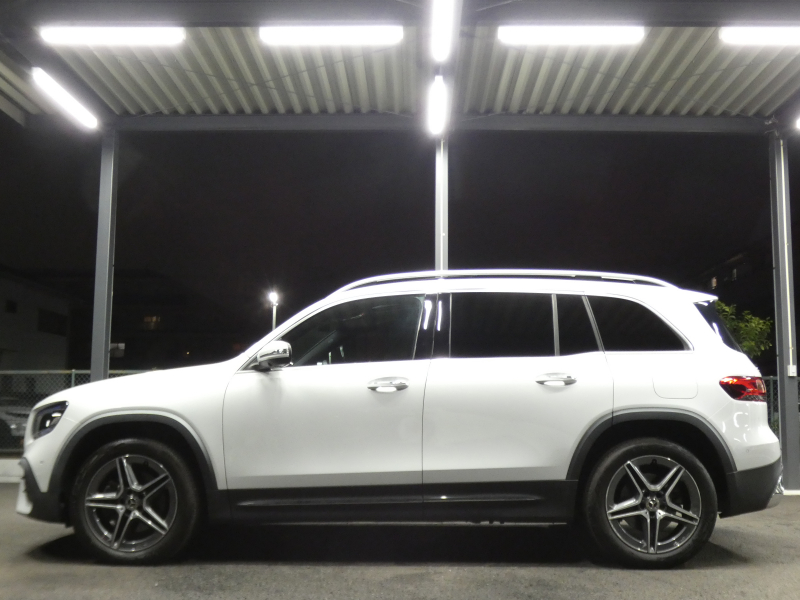 メルセデスベンツ GLB GLB180 AMGﾗｲﾝ ﾚｻﾞｰｴｸｽｸﾙｰｼﾌﾞ&ｱﾄﾞﾊﾞﾝｽﾄﾞPKG　meｺﾈｸﾄ AMGｴｱﾛ&19AW 赤黒革ｼｰﾄ ﾊﾟﾉﾗﾏｻﾝﾙｰﾌ MBUXﾅﾋﾞ 360度ｶﾒﾗ 純正ﾄﾞﾗﾚｺ ｱﾄﾞﾊﾞﾝｽﾄﾞｻｳﾝﾄﾞ ﾍｯﾄﾞｱｯﾌﾟD ﾜｲﾔﾚｽﾁｬｰｼﾞ LEDﾗｲﾄ/ｵｰﾄHB　2年保証付