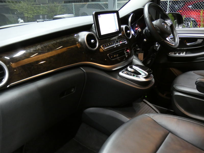 メルセデスベンツ Vクラス V220d ﾏﾙｺﾎﾟｰﾛﾎﾗｲｿﾞﾝ ﾚｰﾀﾞｰｾｰﾌﾃｨPKG　ﾎﾟｯﾌﾟｱｯﾌﾟﾙｰﾌ 最大5名就寝可能 回転式ｼｰﾄ 黒本革/ﾋｰﾀｰ HDDﾅﾋﾞ 地ﾃﾞｼﾞ 360度ｶﾒﾗ 純正ﾄﾞﾗﾚｺ 両側ﾊﾟﾜｰｽﾗｲﾄﾞﾄﾞｱ LEDﾗｲﾄ/ｵｰﾄHB　2年保証付