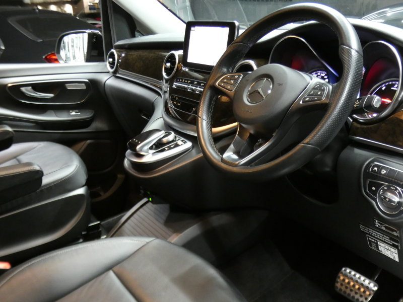 メルセデスベンツ Vクラス V220d ﾏﾙｺﾎﾟｰﾛﾎﾗｲｿﾞﾝ ﾚｰﾀﾞｰｾｰﾌﾃｨPKG　ﾎﾟｯﾌﾟｱｯﾌﾟﾙｰﾌ 最大5名就寝可能 回転式ｼｰﾄ 黒本革/ﾋｰﾀｰ HDDﾅﾋﾞ 地ﾃﾞｼﾞ 360度ｶﾒﾗ 純正ﾄﾞﾗﾚｺ 両側ﾊﾟﾜｰｽﾗｲﾄﾞﾄﾞｱ LEDﾗｲﾄ/ｵｰﾄHB　2年保証付