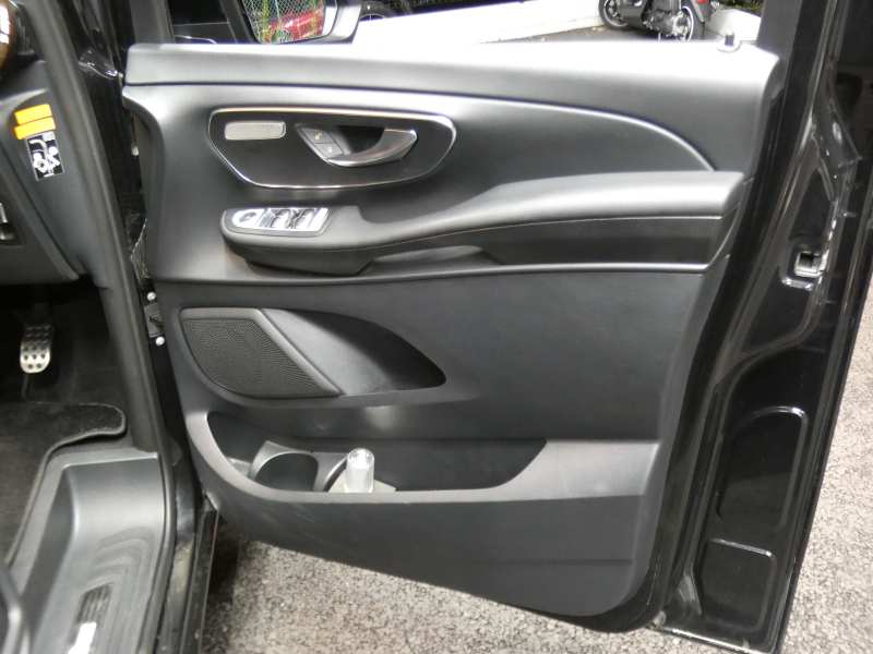 メルセデスベンツ Vクラス V220d ﾏﾙｺﾎﾟｰﾛﾎﾗｲｿﾞﾝ ﾚｰﾀﾞｰｾｰﾌﾃｨPKG　ﾎﾟｯﾌﾟｱｯﾌﾟﾙｰﾌ 最大5名就寝可能 回転式ｼｰﾄ 黒本革/ﾋｰﾀｰ HDDﾅﾋﾞ 地ﾃﾞｼﾞ 360度ｶﾒﾗ 純正ﾄﾞﾗﾚｺ 両側ﾊﾟﾜｰｽﾗｲﾄﾞﾄﾞｱ LEDﾗｲﾄ/ｵｰﾄHB　2年保証付