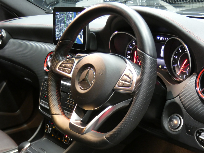 AMG Aクラス A45 4MATIC ﾚｰﾀﾞｰｾｰﾌﾃｨPKG　後期 381ps AMGﾊﾟﾌｫｰﾏﾝｽEX AMGｴｱﾛ&18AW ｷｰﾚｽｺﾞｰ 黒本革ｼｰﾄ/ﾋｰﾀｰ ﾅﾋﾞTV Aｶｰﾌﾟﾚｲ Bｶﾒﾗ ﾀﾞｲﾅﾐｯｸｾﾚｸﾄ LEDﾗｲﾄ ｱﾀﾞﾌﾟﾃｨﾌﾞHB ﾊﾟﾄﾞﾙｼﾌﾄ　2年保証付