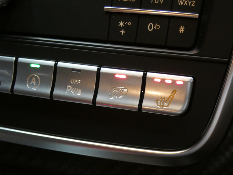 AMG Aクラス A45 4MATIC ﾚｰﾀﾞｰｾｰﾌﾃｨPKG　後期 381ps AMGﾊﾟﾌｫｰﾏﾝｽEX AMGｴｱﾛ&18AW ｷｰﾚｽｺﾞｰ 黒本革ｼｰﾄ/ﾋｰﾀｰ ﾅﾋﾞTV Aｶｰﾌﾟﾚｲ Bｶﾒﾗ ﾀﾞｲﾅﾐｯｸｾﾚｸﾄ LEDﾗｲﾄ ｱﾀﾞﾌﾟﾃｨﾌﾞHB ﾊﾟﾄﾞﾙｼﾌﾄ　2年保証付