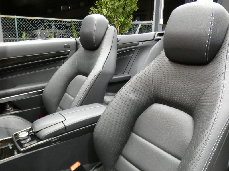 メルセデスベンツ Eクラス E250 ｶﾌﾞﾘｵﾚ AMGｽﾎﾟｰﾂ&ﾚｰﾀﾞｰｾｰﾌﾃｨPKG　後期 ﾌﾞﾗｯｸｿﾌﾄﾄｯﾌﾟ AMGｴｱﾛ&18AW ｷｰﾚｽｺﾞｰ 黒本革/ﾋｰﾀｰ/ﾏﾙﾁｺﾝﾄﾛｰﾙｼｰﾄB ﾅﾋﾞ 地ﾃﾞｼﾞ 360度ｶﾒﾗ ﾄﾞﾗﾚｺ LEDﾍｯﾄﾞﾗｲﾄ/自動ﾊｲﾋﾞｰﾑ　2年保証付