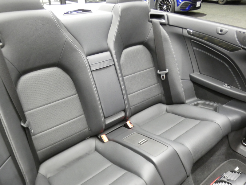 メルセデスベンツ Eクラス E250 ｶﾌﾞﾘｵﾚ AMGｽﾎﾟｰﾂ&ﾚｰﾀﾞｰｾｰﾌﾃｨPKG　後期 ﾌﾞﾗｯｸｿﾌﾄﾄｯﾌﾟ AMGｴｱﾛ&18AW ｷｰﾚｽｺﾞｰ 黒本革/ﾋｰﾀｰ/ﾏﾙﾁｺﾝﾄﾛｰﾙｼｰﾄB ﾅﾋﾞ 地ﾃﾞｼﾞ 360度ｶﾒﾗ ﾄﾞﾗﾚｺ LEDﾍｯﾄﾞﾗｲﾄ/自動ﾊｲﾋﾞｰﾑ　2年保証付