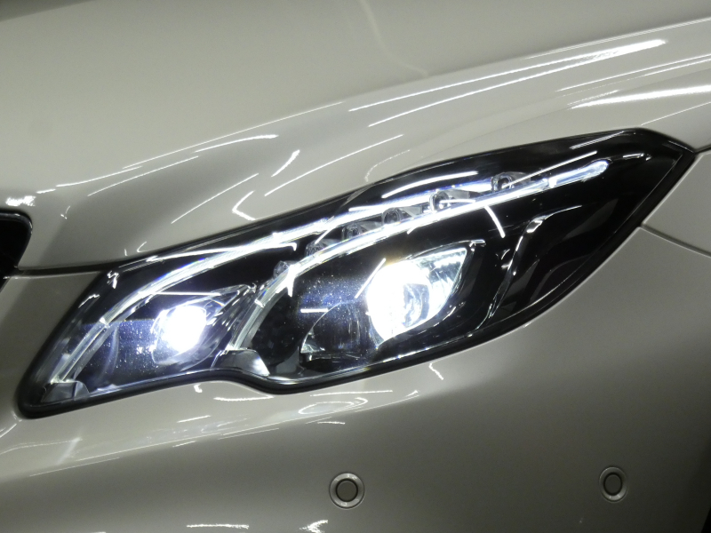 メルセデスベンツ Eクラス E250 ｶﾌﾞﾘｵﾚ AMGｽﾎﾟｰﾂ&ﾚｰﾀﾞｰｾｰﾌﾃｨPKG　後期 ﾌﾞﾗｯｸｿﾌﾄﾄｯﾌﾟ AMGｴｱﾛ&18AW ｷｰﾚｽｺﾞｰ 黒本革/ﾋｰﾀｰ/ﾏﾙﾁｺﾝﾄﾛｰﾙｼｰﾄB ﾅﾋﾞ 地ﾃﾞｼﾞ 360度ｶﾒﾗ ﾄﾞﾗﾚｺ LEDﾍｯﾄﾞﾗｲﾄ/自動ﾊｲﾋﾞｰﾑ　2年保証付