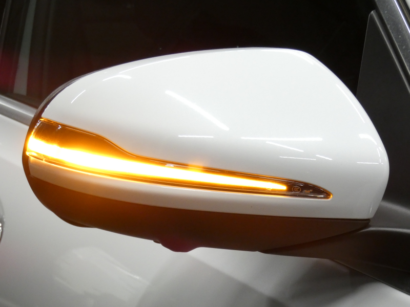 メルセデスベンツ GLB GLB200d 4MATIC AMGﾗｲﾝ ﾅﾋﾞｹﾞｰｼｮﾝ&ﾚｰﾀﾞｰｾｰﾌﾃｨPKG　meｺﾈｸﾄ AMGｴｱﾛ&19AW 黒半革ｼｰﾄ/ﾋｰﾀｰ MBUXﾅﾋﾞ 360度ｶﾒﾗ 前後ﾄﾞﾗﾚｺ ﾀﾞｲﾅﾐｯｸｾﾚｸﾄ ﾊﾟﾄﾞﾙｼﾌﾄ LEDﾍｯﾄﾞﾗｲﾄ/ｵｰﾄHB 7人乗り　2年保証付