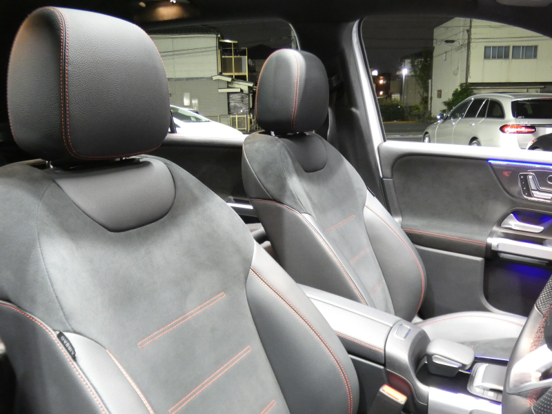 メルセデスベンツ GLB GLB200d 4MATIC AMGﾗｲﾝ ﾅﾋﾞｹﾞｰｼｮﾝ&ﾚｰﾀﾞｰｾｰﾌﾃｨPKG　meｺﾈｸﾄ AMGｴｱﾛ&19AW 黒半革ｼｰﾄ/ﾋｰﾀｰ MBUXﾅﾋﾞ 360度ｶﾒﾗ 前後ﾄﾞﾗﾚｺ ﾀﾞｲﾅﾐｯｸｾﾚｸﾄ ﾊﾟﾄﾞﾙｼﾌﾄ LEDﾍｯﾄﾞﾗｲﾄ/ｵｰﾄHB 7人乗り　2年保証付