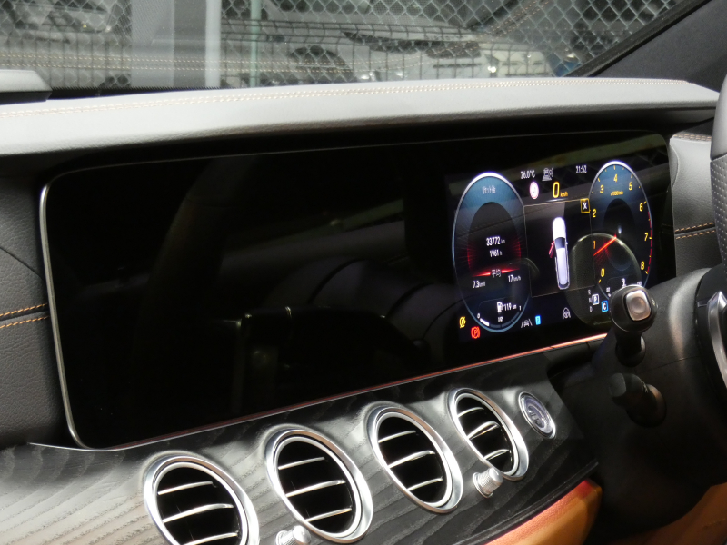 メルセデスベンツ Eクラス E300 ｽﾃｰｼｮﾝﾜｺﾞﾝ ｽﾎﾟｰﾂ ｴｸｽｸﾙｰｼﾌﾞ&ﾚｰﾀﾞｰｾｰﾌﾃｨPKG　後期 1ｵｰﾅｰ meｺﾈｸﾄ ﾌﾞﾗｳﾝﾅｯﾊﾟﾚｻﾞｰ/ﾋｰﾀｰ ﾊﾟﾉﾗﾏｻﾝﾙｰﾌ MBUXﾅﾋﾞ 地ﾃﾞｼﾞ 360度ｶﾒﾗ Burmester ﾍｯﾄﾞｱｯﾌﾟD 前後ﾄﾞﾗﾚｺ ｴｱﾊﾞﾗﾝｽPKG AMGｴｱﾛ&19AW　2年保証付