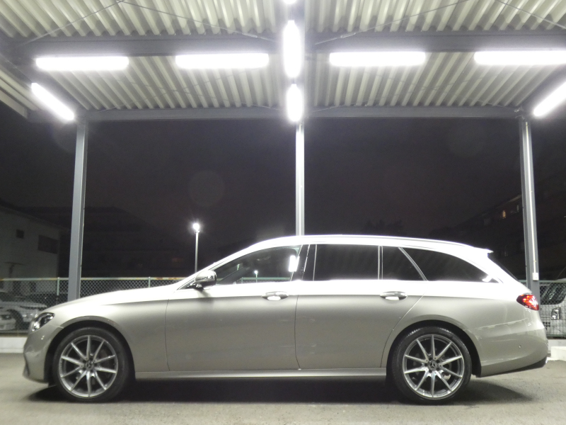 メルセデスベンツ Eクラス E300 ｽﾃｰｼｮﾝﾜｺﾞﾝ ｽﾎﾟｰﾂ ｴｸｽｸﾙｰｼﾌﾞ&ﾚｰﾀﾞｰｾｰﾌﾃｨPKG　後期 1ｵｰﾅｰ meｺﾈｸﾄ ﾌﾞﾗｳﾝﾅｯﾊﾟﾚｻﾞｰ/ﾋｰﾀｰ ﾊﾟﾉﾗﾏｻﾝﾙｰﾌ MBUXﾅﾋﾞ 地ﾃﾞｼﾞ 360度ｶﾒﾗ Burmester ﾍｯﾄﾞｱｯﾌﾟD 前後ﾄﾞﾗﾚｺ ｴｱﾊﾞﾗﾝｽPKG AMGｴｱﾛ&19AW　2年保証付